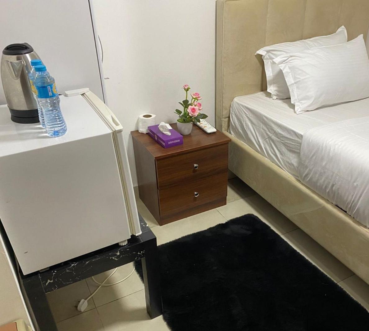 Hostel Affordable Master For Couple *